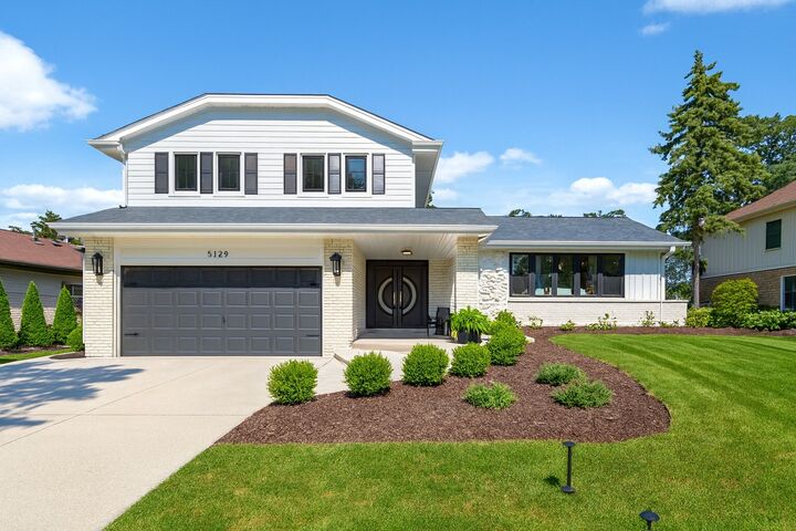 5129 Harvey Avenue  Western Springs IL 60558 photo