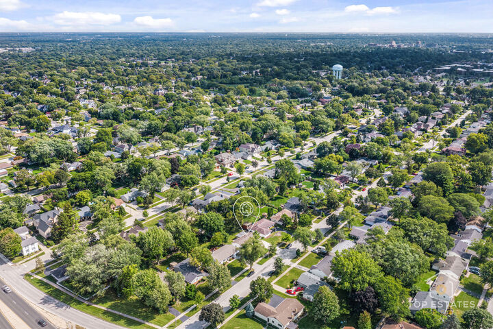 Property Photo:  1825 N Kaspar Avenue  IL 60004 