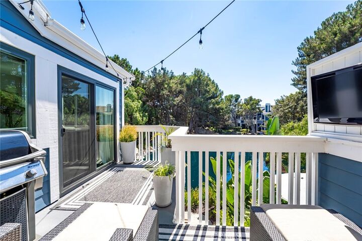 Property Photo: 8182 Mainsail Drive 203 CA 92646