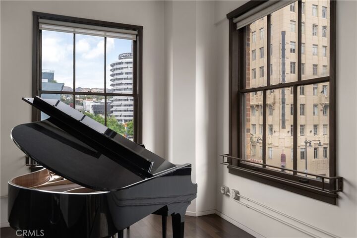 Property Photo: 1645 Vine 406 CA 90028