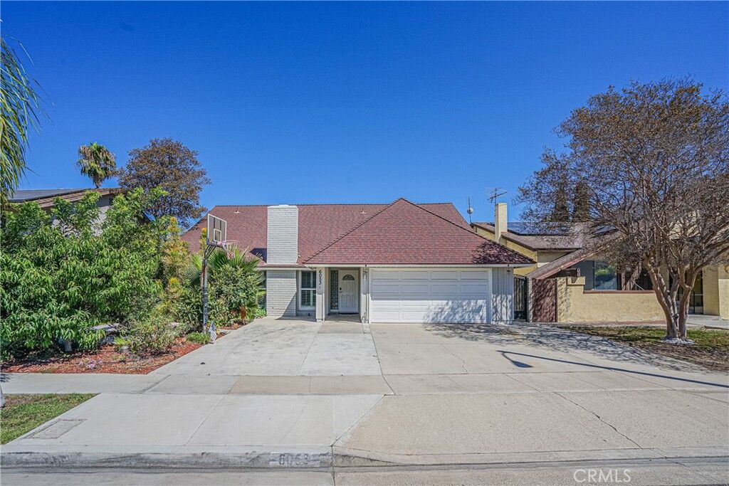 Property Photo:  6053 Ronald Circle  CA 90630 