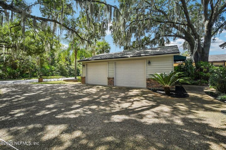 Property Photo: 5055 Sanibel Drive FL 32210