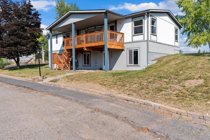 Property Photo: 2100 Hummingbird Drive MT 59808