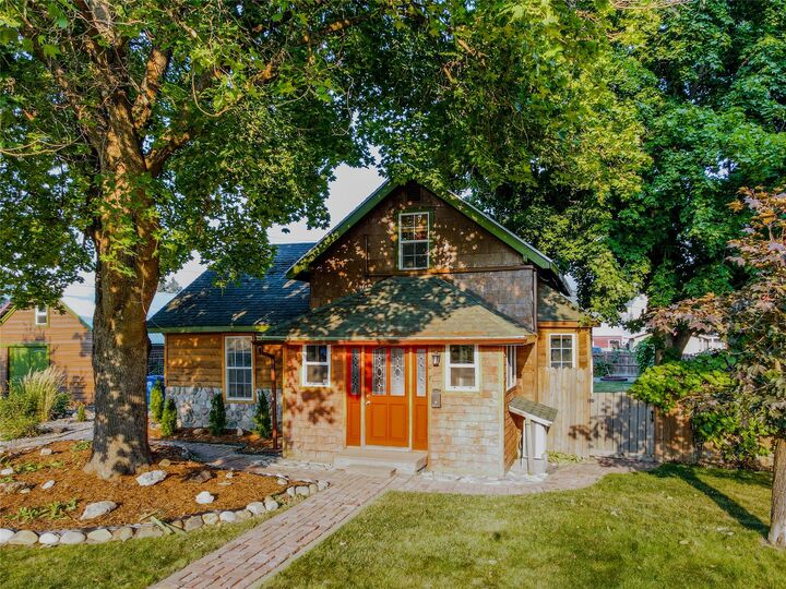 Property Photo:  1017 Dakota Avenue  MT 59923 