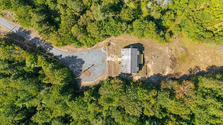 Property Photo: 868 Nh Route 119 W NH 03447