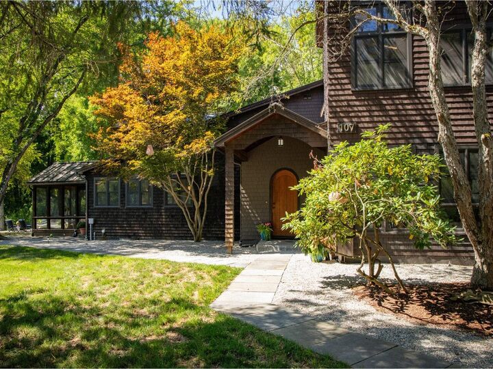 Property Photo: 107 Eagles Rest Road VT 05482