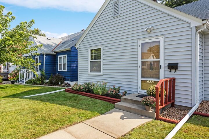 5757 23rd Avenue S  Minneapolis MN 55417 photo