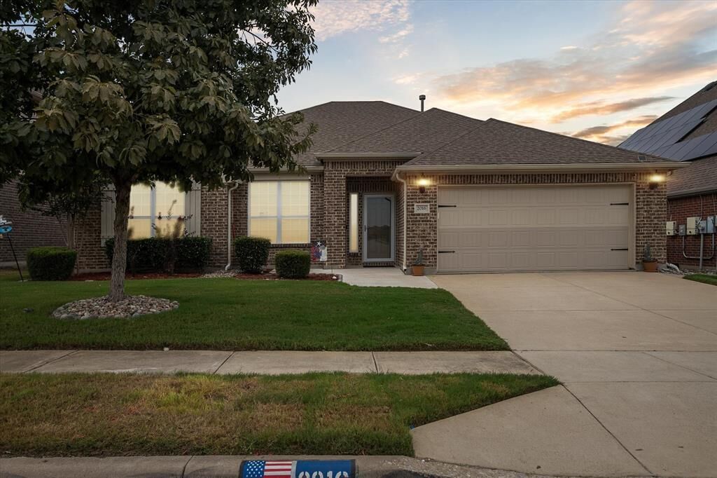Property Photo:  2016 Speckle Drive  TX 76131 