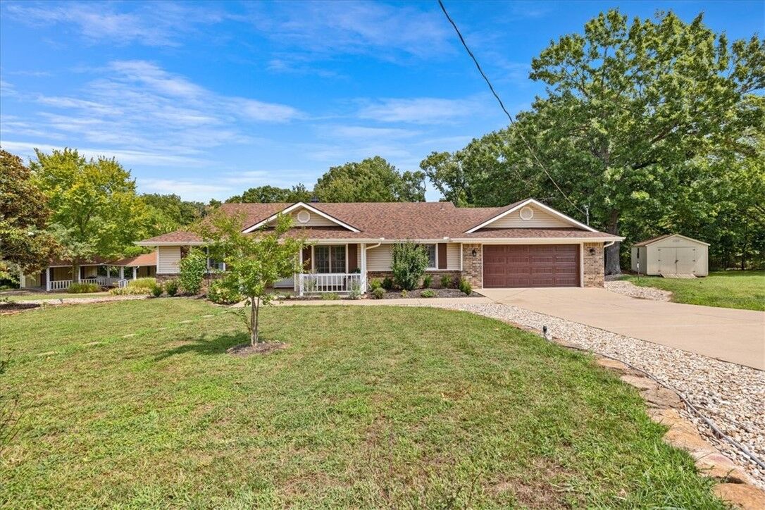 Property Photo: 36 Kirkcaldy Drive AR 72715