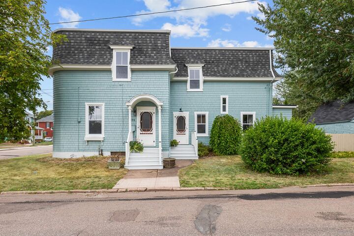 Property Photo:  171 Fitzroy  PE C1N 1H4 