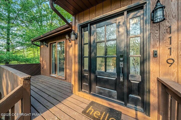 Property Photo:  1119 Kensington Drive  PA 18301 