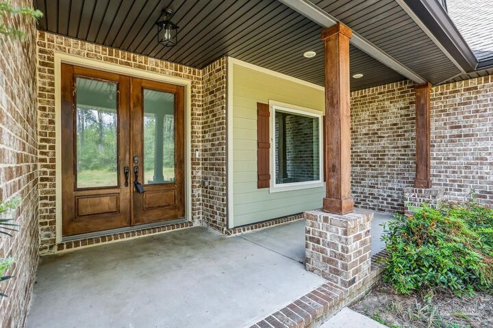 Property Photo: 2365 Bison Dr FL 32571