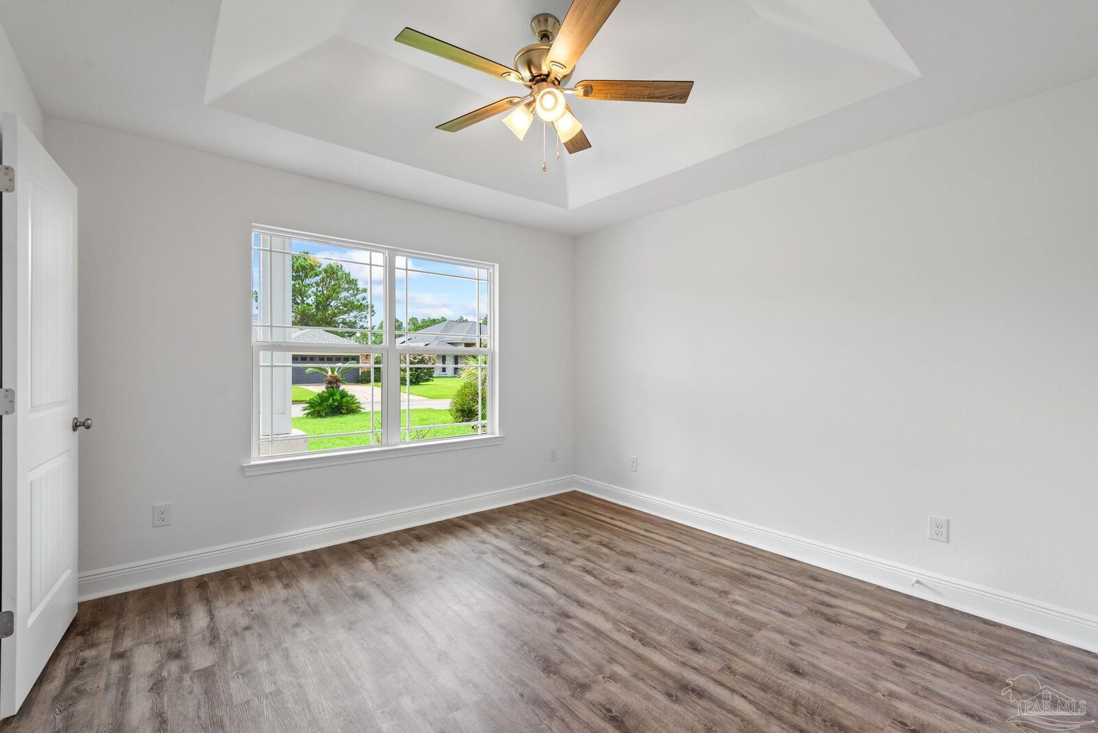 Property Photo:  2201 Andorra St  FL 32566 