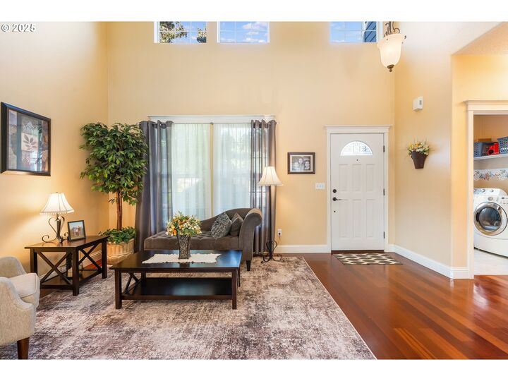 Property Photo:  12441 Riverhead Pkwy  OR 97045 