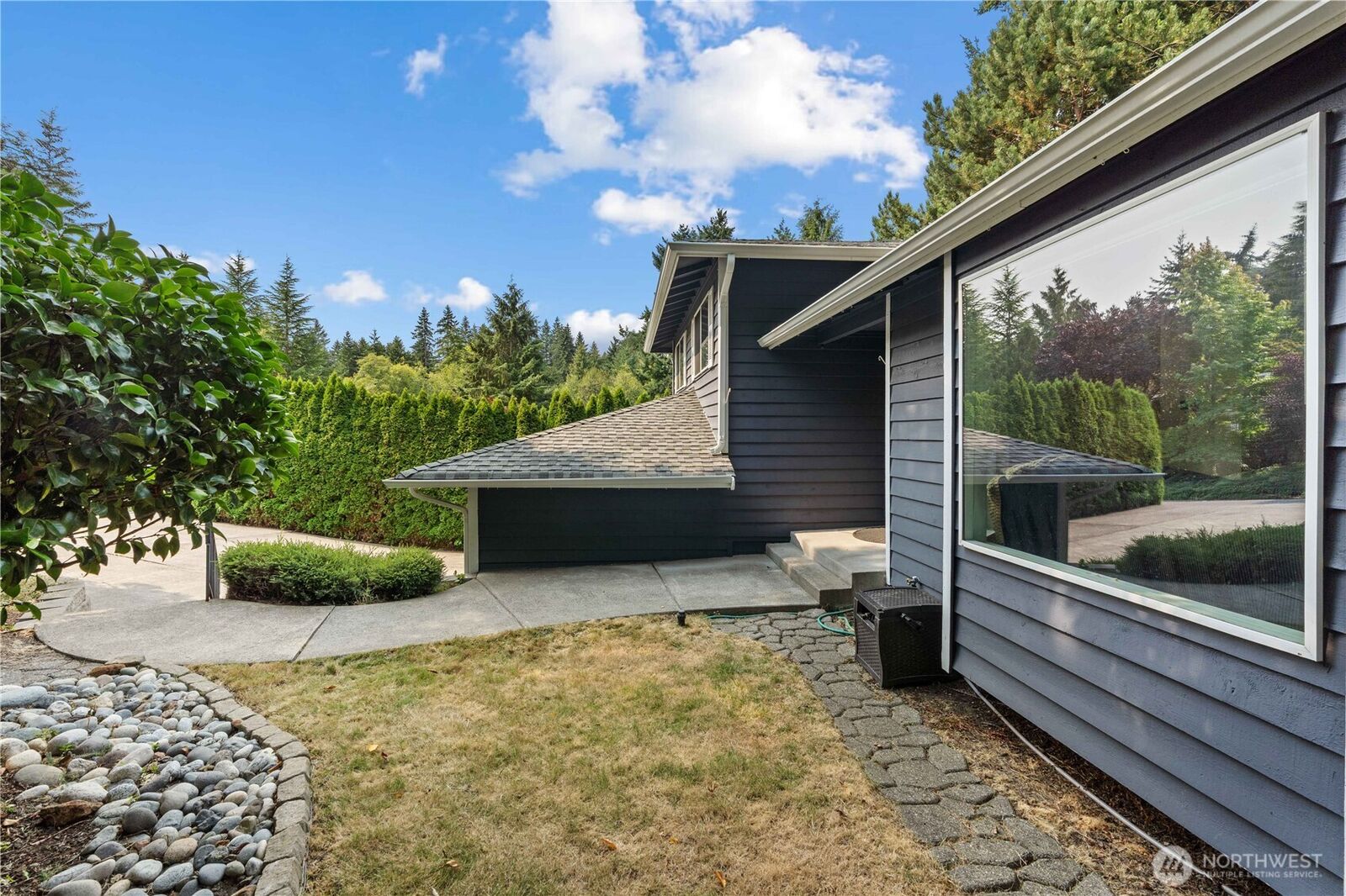 Property Photo: 4520 SW 316th Place WA 98023