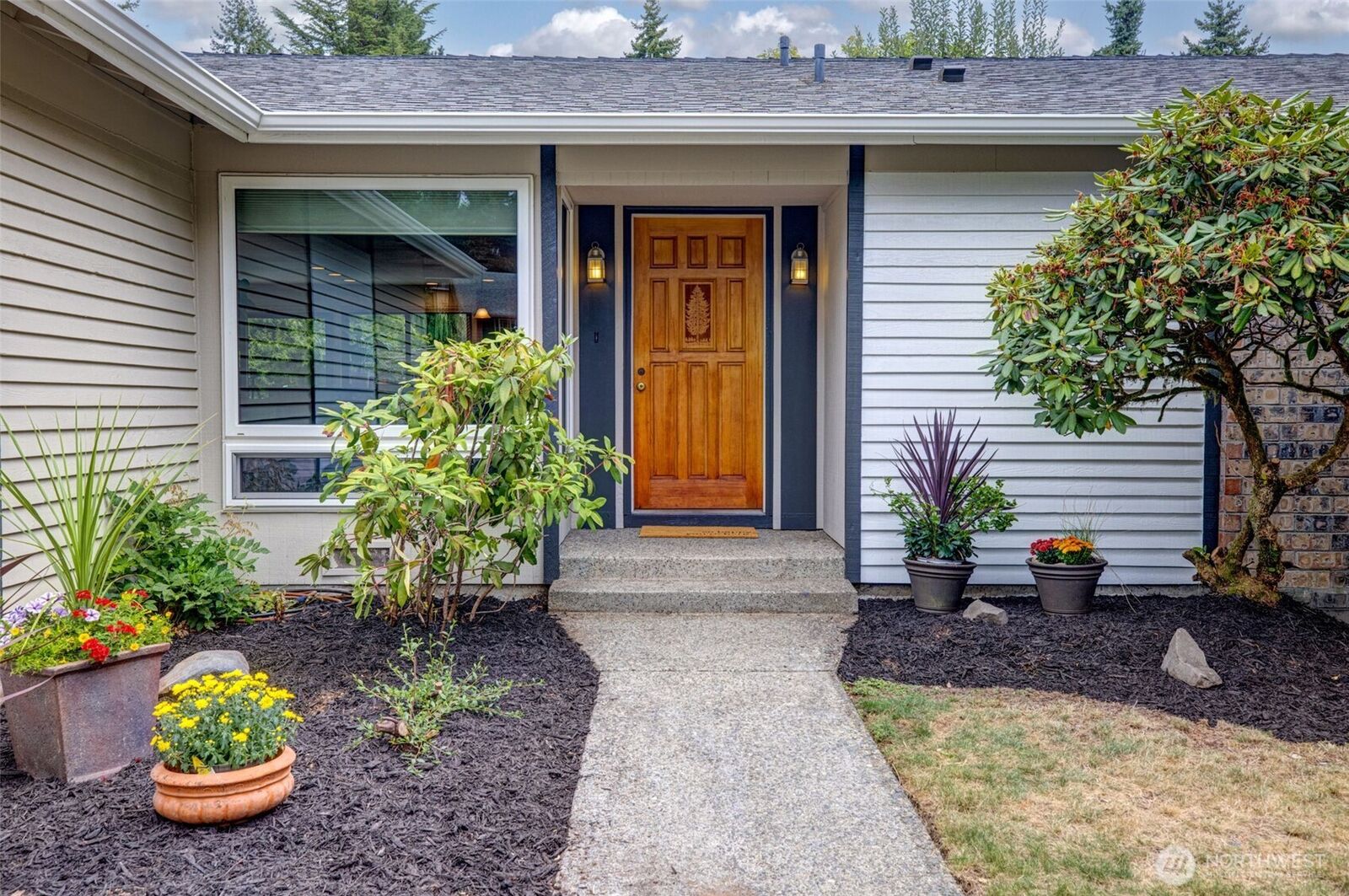 Property Photo: 6538 117th Avenue SE WA 98006