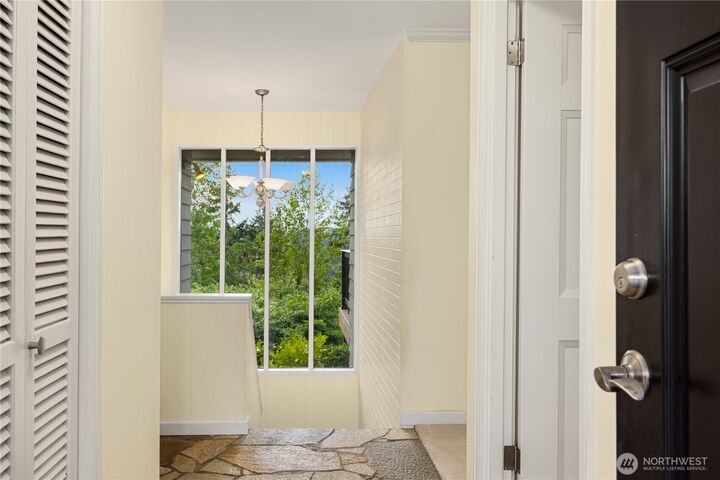 Property Photo: 1627 121st Avenue SE WA 98005