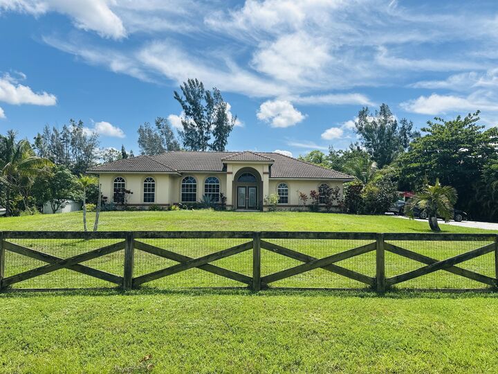 Property Photo:  13638 88th Place N  FL 33412 