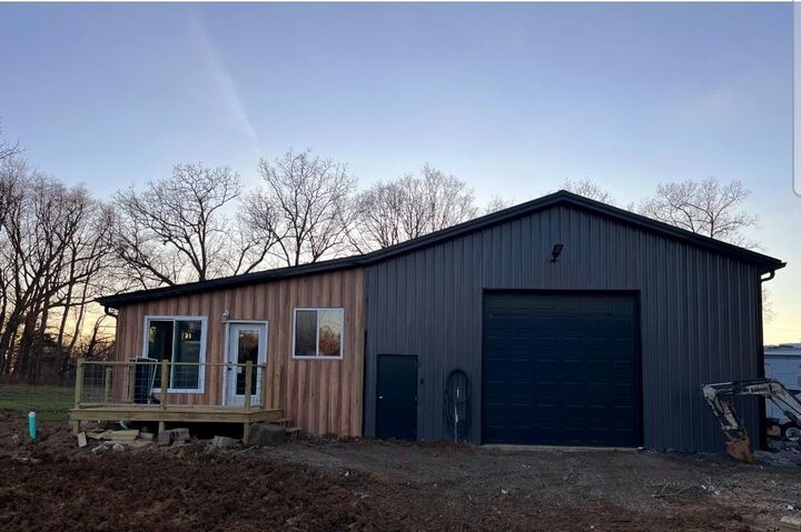 Property Photo:  605 Phillip Whitlow Road  KY 42166 