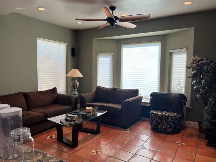 Property Photo:  1043 Locust Street  CA 95110 