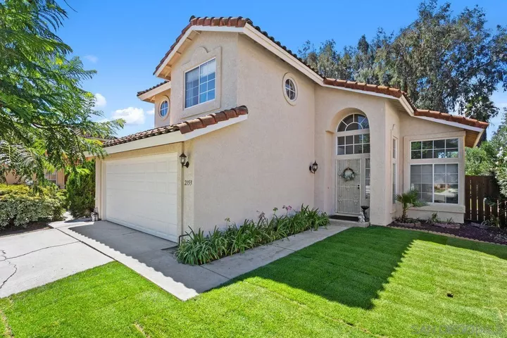 Property Photo:  2153 Pleasantwood Ln  CA 92026 