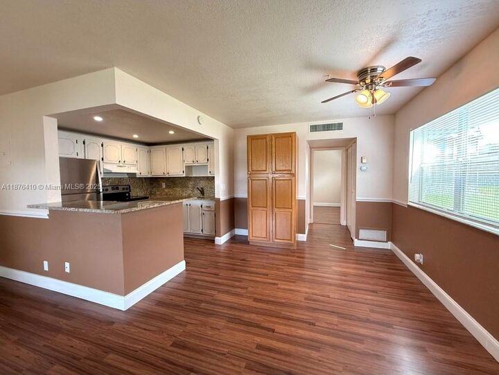 Property Photo:  407 Brittany I 407  FL 33446 