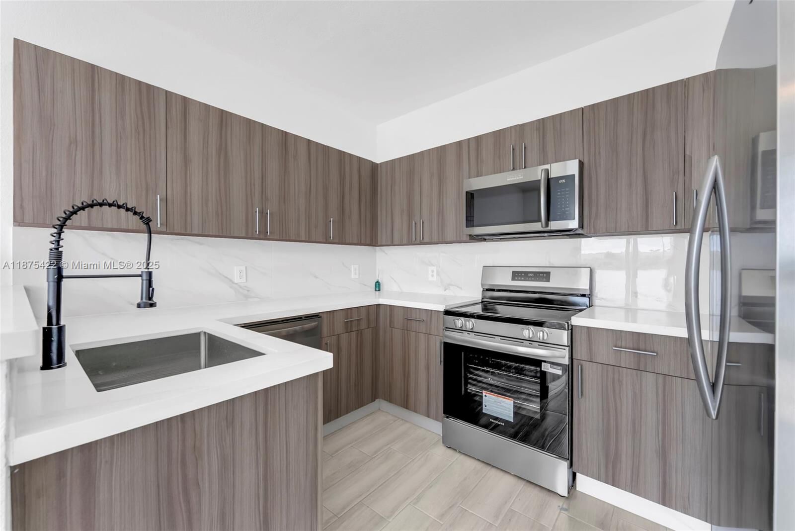 Property Photo:  3907 SW 155th Ave 315  FL 33027 