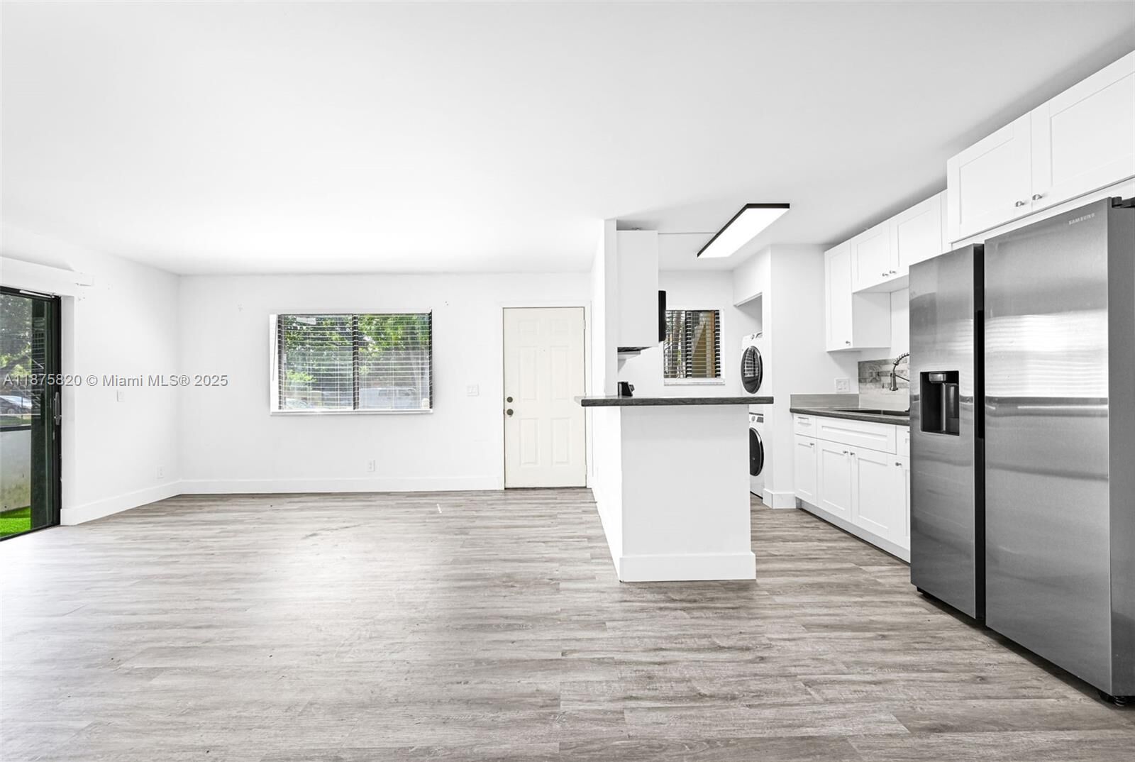 Property Photo:  545 Trace Cir 101  FL 33441 