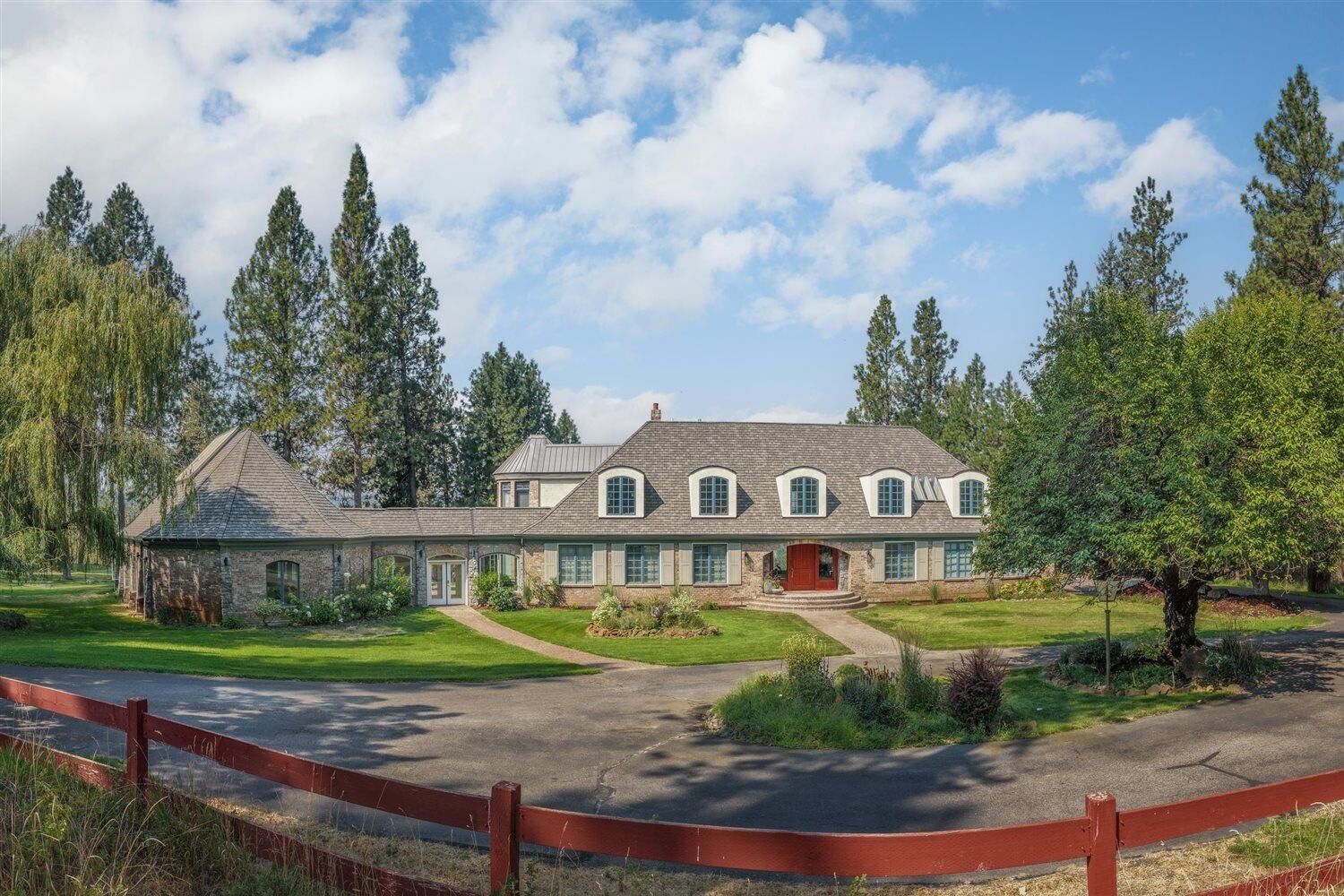 Property Photo:  6320 Verona Ln  WA 99223 