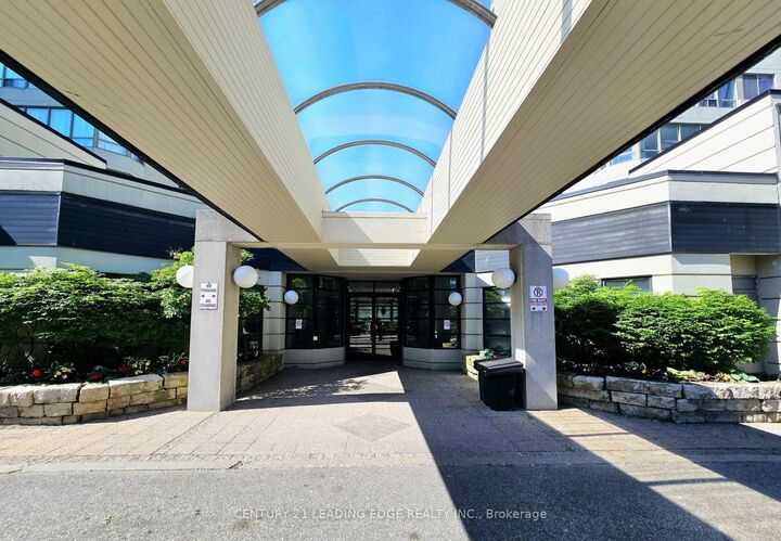 Property Photo:  150 Alton Towers Circle 1002  ON M1V 4X7 