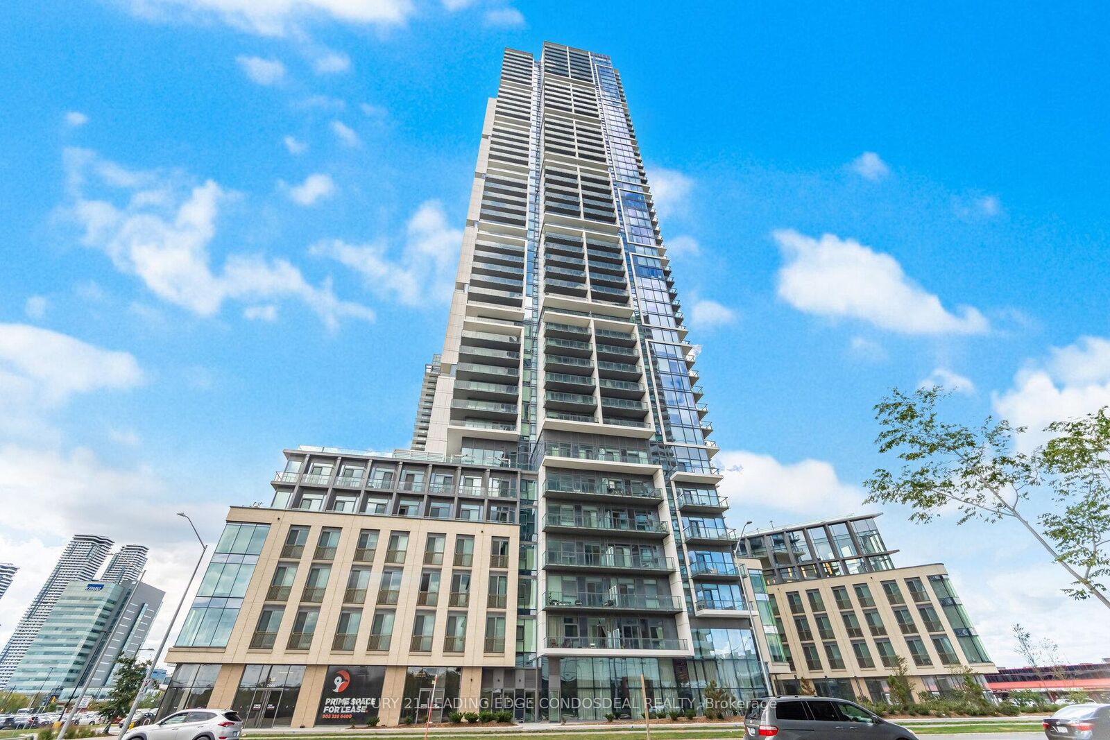 Property Photo: 7890 Jane Street 4506 ON L4K 0K9