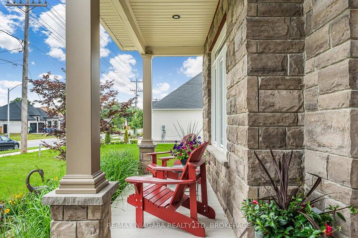 Property Photo:  24 Prospect Point Road N  ON L0S 1N0 