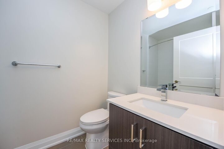 Photo de la propriété:  15 Lynch Street 2103  ON L6W 2Z8 