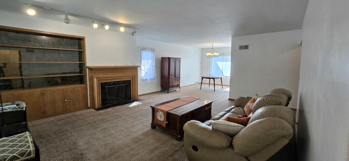 Property Photo:  1317 N 2nd St  SD 57401 