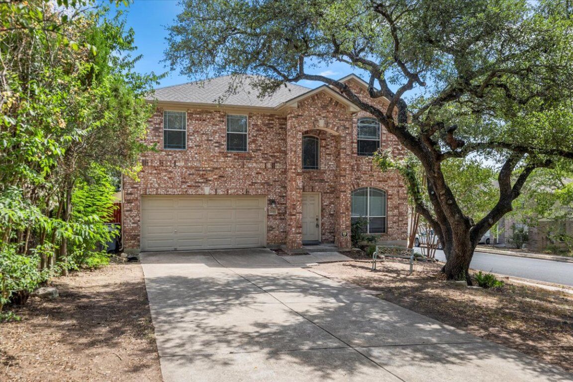 Property Photo: 2001 Stephanne Creek Cove TX 78744
