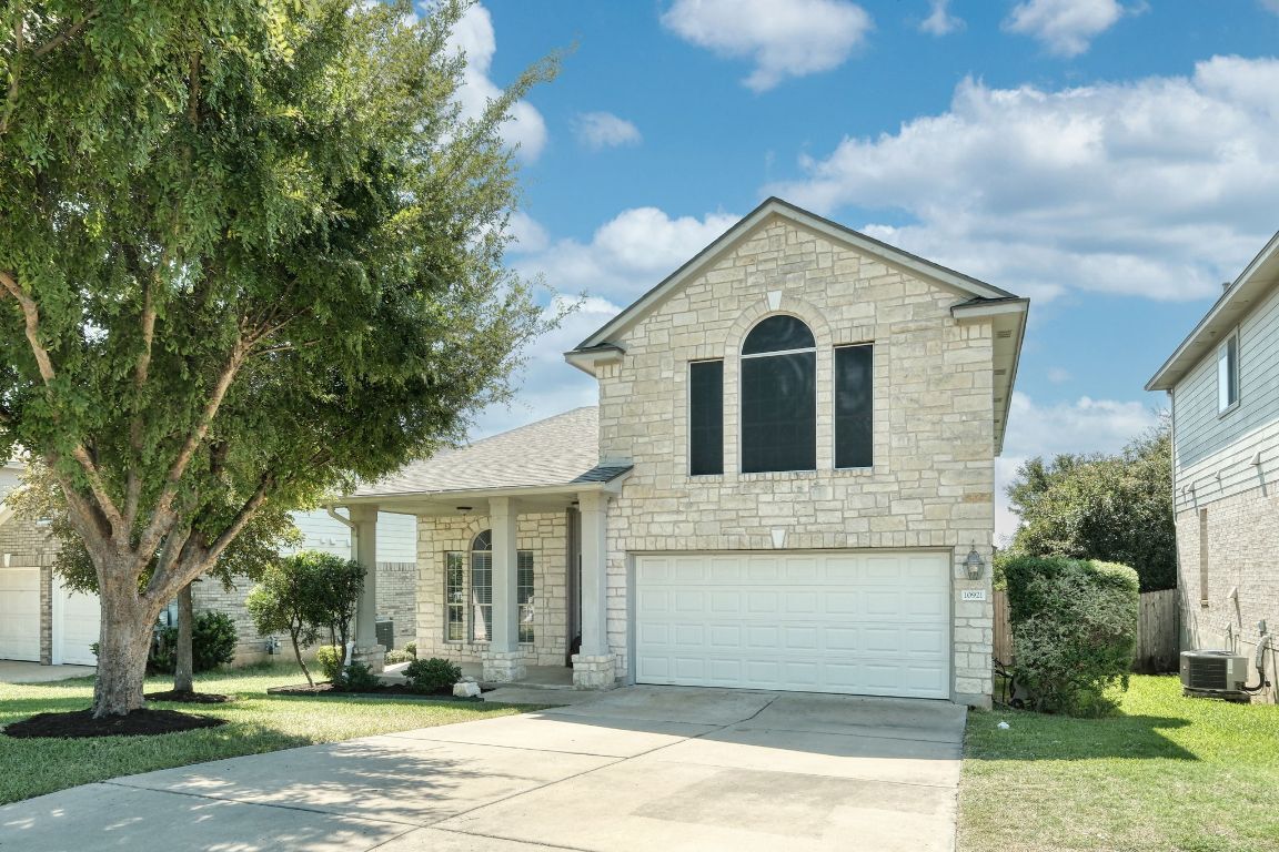 Property Photo:  10921 Dodge Cattle Drive  TX 78717 