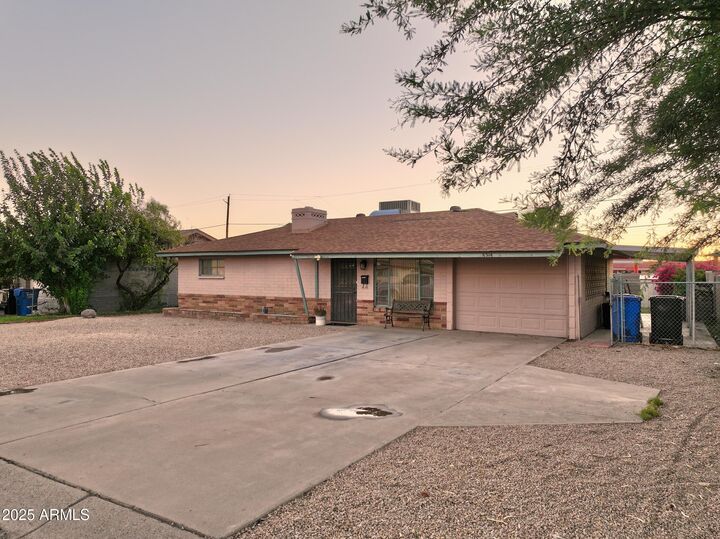 Property Photo:  8514 N 8th Street  AZ 85020 