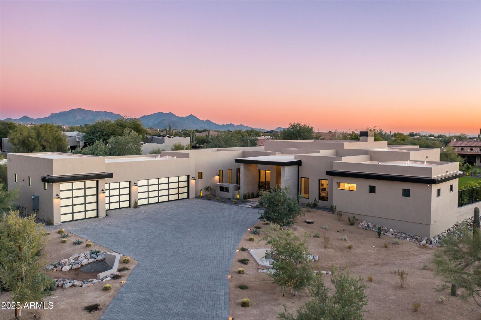 Property Photo: 27159 N 67th Street AZ 85266