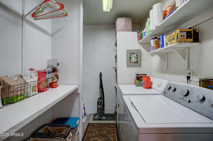 Property Photo: 4890 E Cochise Drive AZ 86335