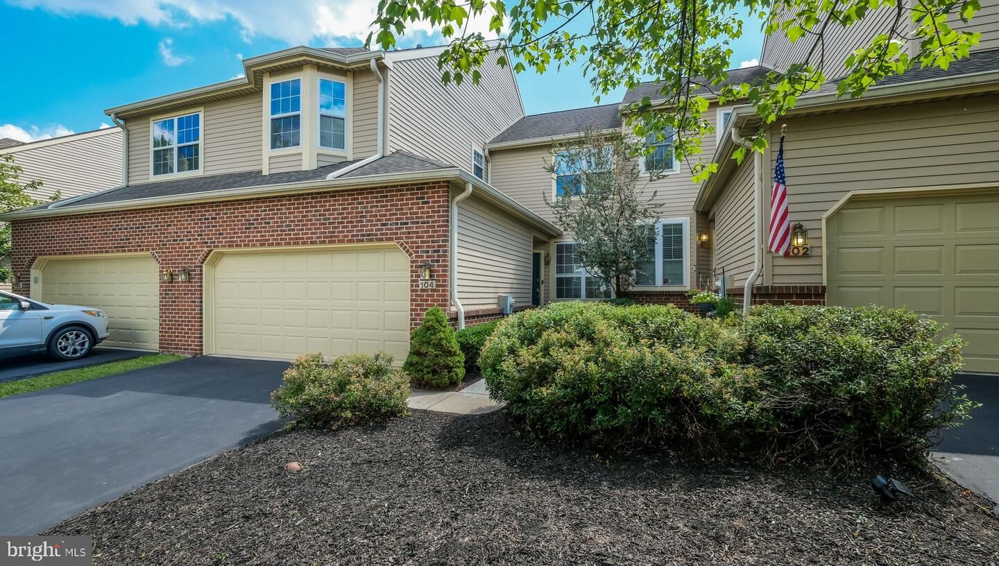 Property Photo:  104 Pinecrest Lane  PA 19446