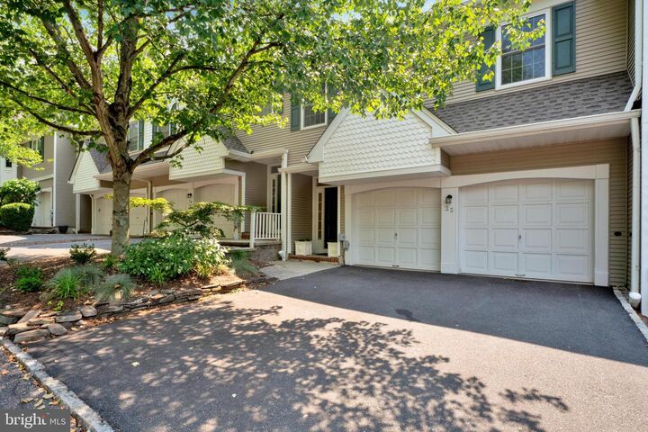 25 Rock Creek Woods Drive  Lambertville NJ 08530 photo