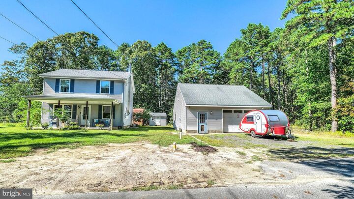 Property Photo:  13 Henderson Avenue  NJ 08215