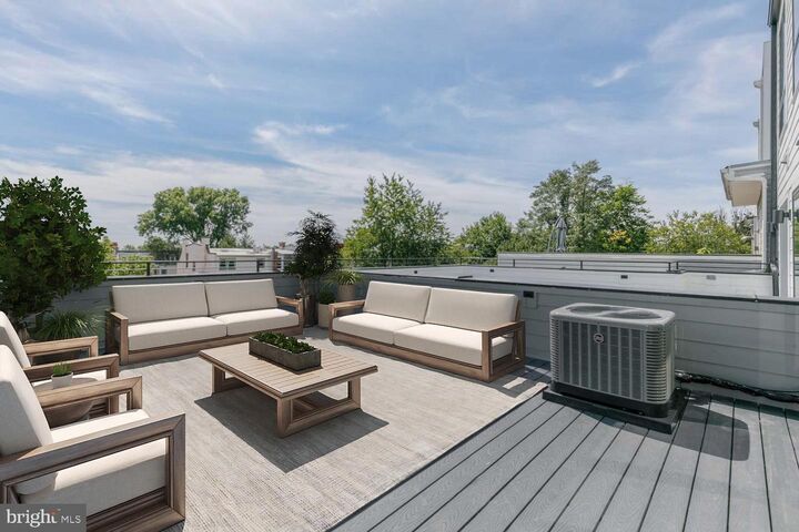 Property Photo:  426 Manor Place NW 3  DC 20010 