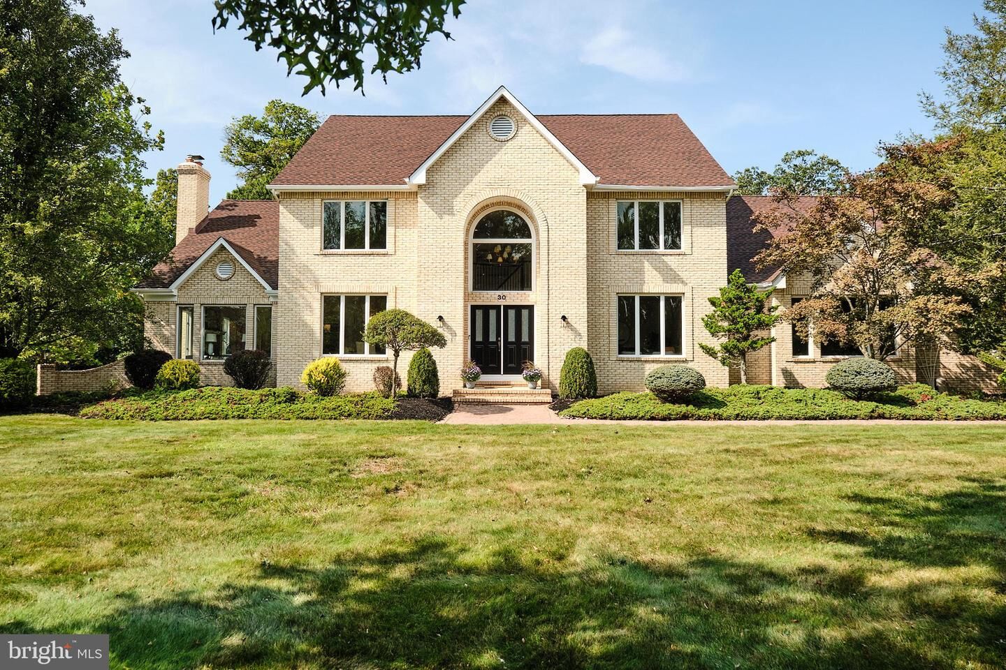 Property Photo:  30 Woodview Drive  NJ 08502 