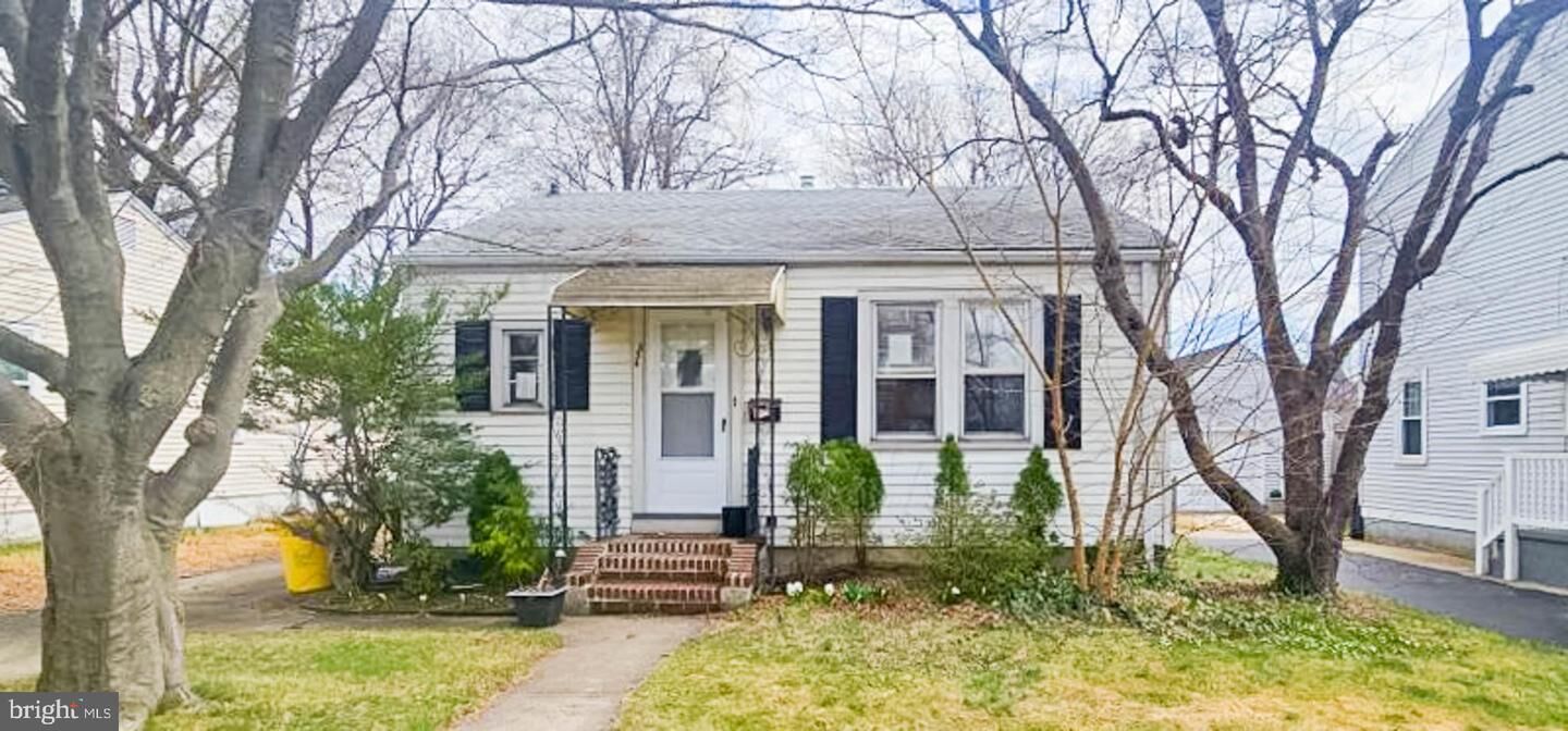 Property Photo:  234 Thropp  NJ 08610 