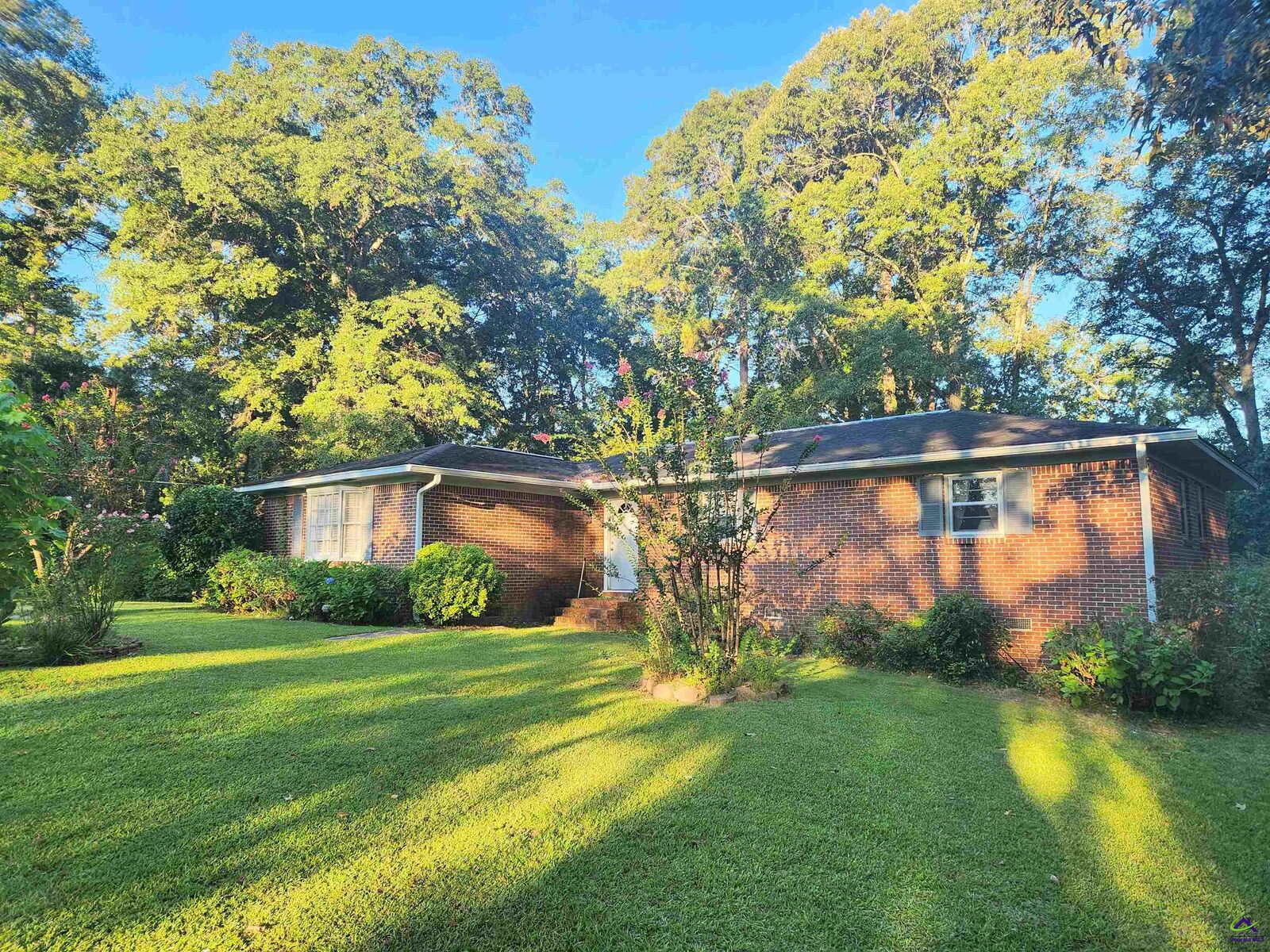 Property Photo:  105 Sasser Drive  GA 31005 