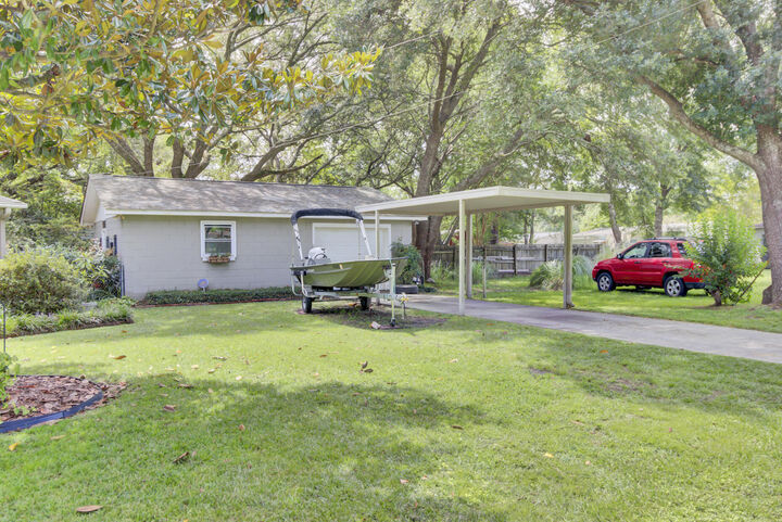 Property Photo: 363 Timothy Street SC 29407