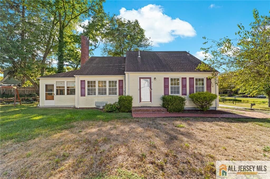 Property Photo:  1088 S Boyd Parkway  NJ 08902 
