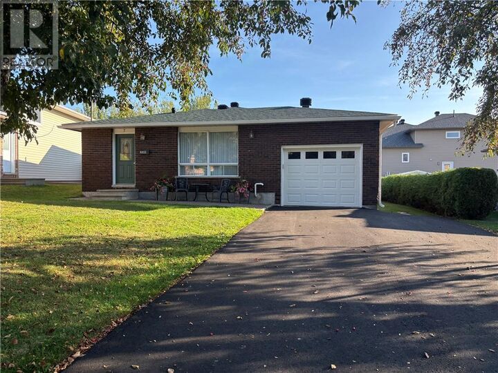 2509 Dorsett Drive  Greater Sudbury ON P3B 4A3 photo