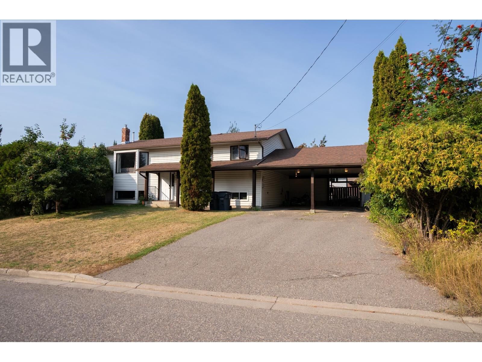 Property Photo:  2724 Petersen Road  BC V2N 1P2